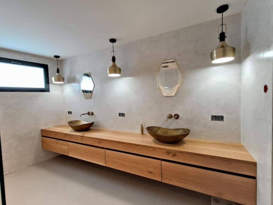 Industrial Luxury Nimes & Arles Villa Beaucaire  Eksteriør billede